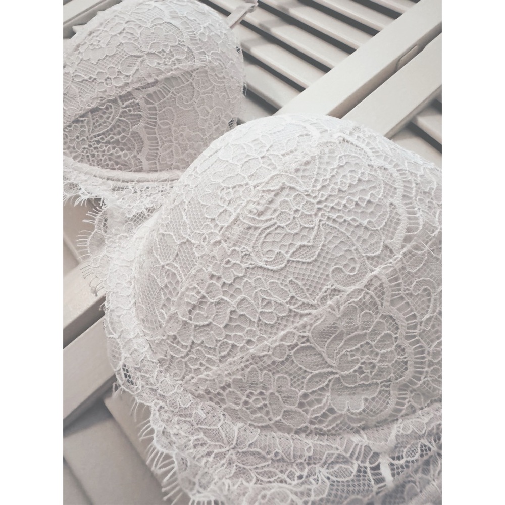 🤍 NEW White Lace Victoria’s Secret Bra 36C 🤍